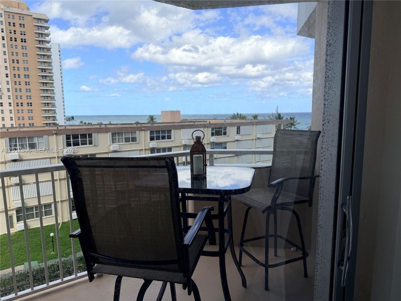 1950 S Ocean Dr, Unit 4B, Hallandale Beach, FL 33009 Photo
