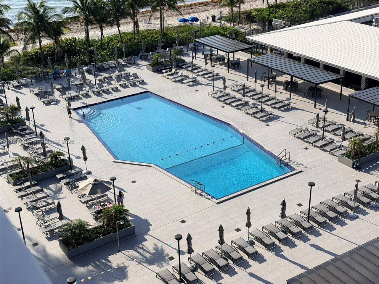 1950 S Ocean Dr, Unit 4B, Hallandale Beach, FL 33009 Photo