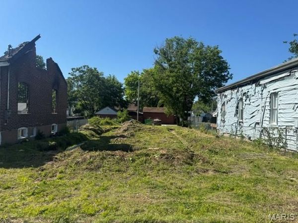 6820 Magnolia Avenue , St Louis, MO 63143