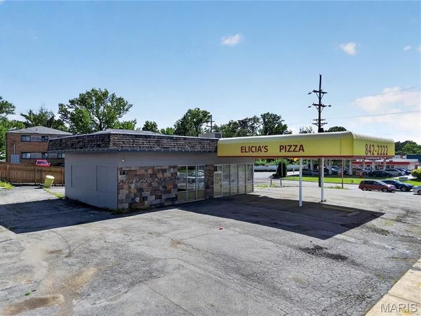 8570 Watson Road , Webster Groves, MO 63119