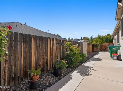 1056 Sticklebract Drive, Sparks, NV 89441 Photo