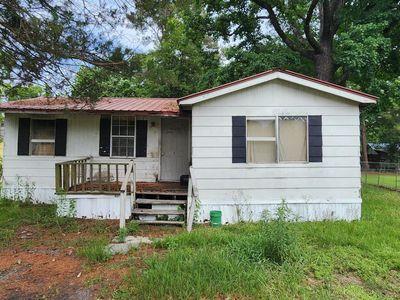 214 Peterson Lane, Manning, SC 29102