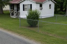 214 Peterson Lane photo 4