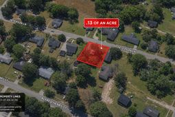 214 Peterson Lane photo 4