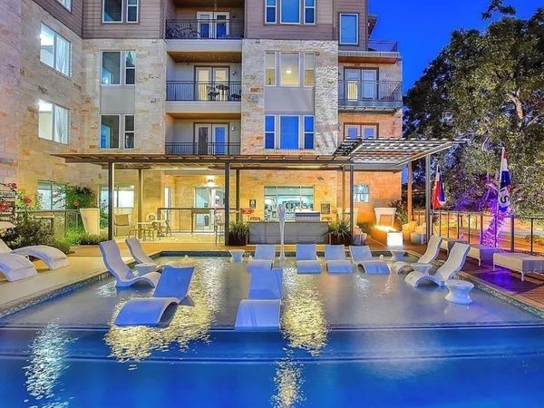 1900 Barton Springs RD, Unit 4038, Austin, TX 78704