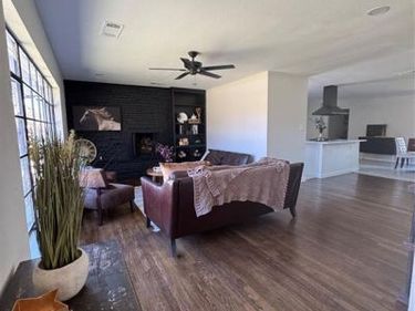 2622 Wynnewood Drive, Dallas, TX 75224