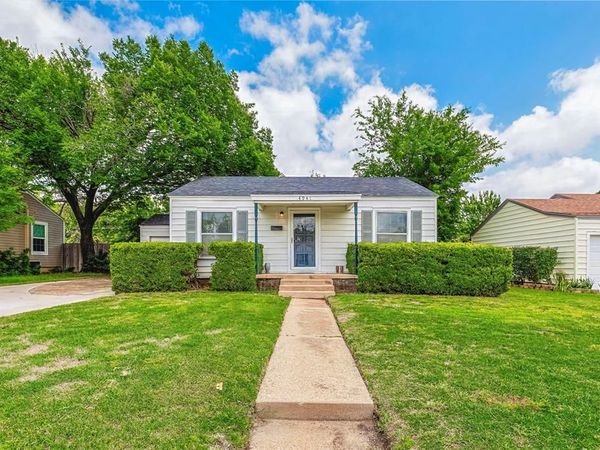 4941 Gilbert Drive, Fort Worth, TX 76116