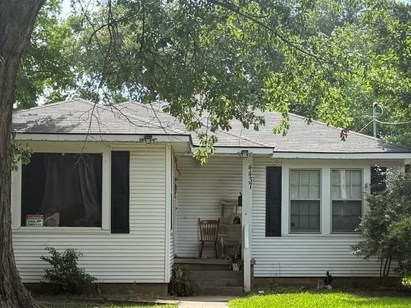 4437 Clingman , Shreveport, LA 71105