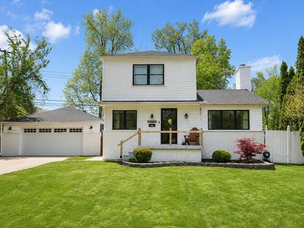 30733 Elmwood Street, Garden City, MI 48135