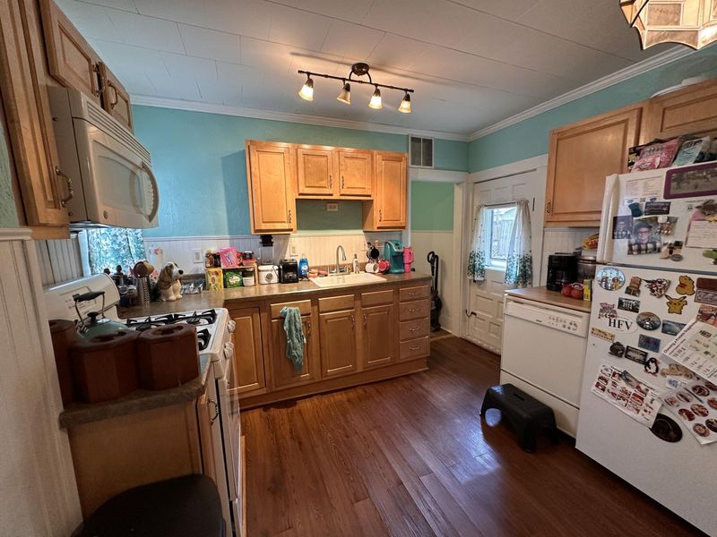 221 N Hayes Street, Bellefontaine, OH 43311 Photo 12