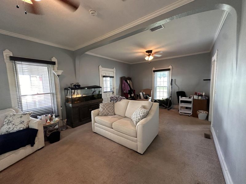 221 N Hayes Street, Bellefontaine, OH 43311 Photo 5