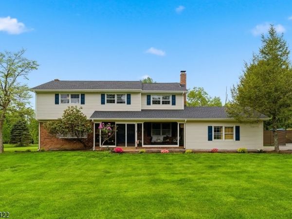 185 Thatchers Hill Rd, Raritan, NJ 08822