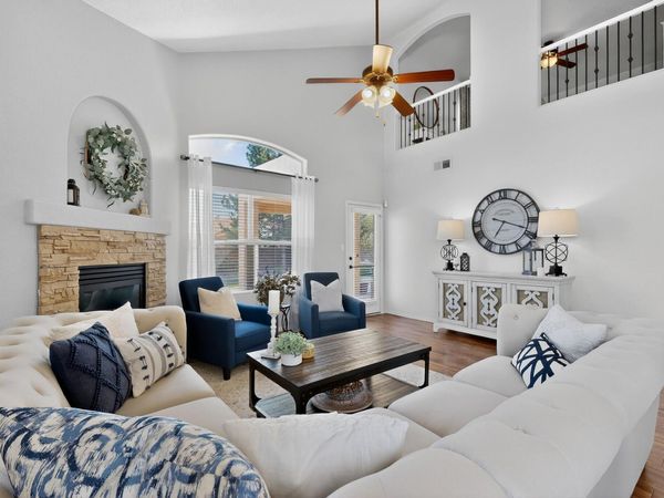 8136 Pony Hills Place NW, Albuquerque, NM 87114