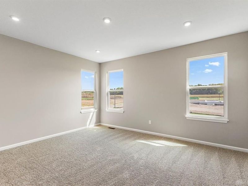 402 W Spielberg Circle, Springfield, OH 45505 Photo 11