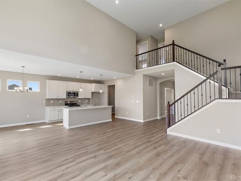 402 W Spielberg Circle, Springfield, OH 45505 Photo 8