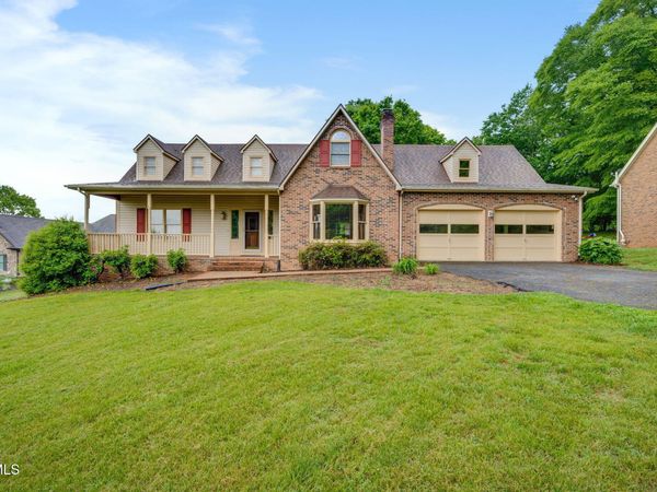 3307 Victoria Court, Johnson City, TN 37604