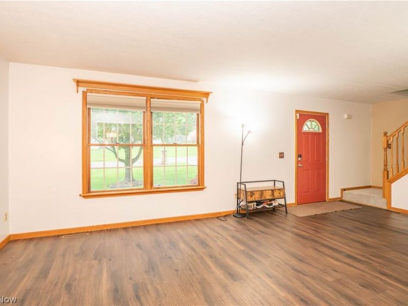 5782 Drenta Circle SW, Navarre, OH 44662 Photo 4