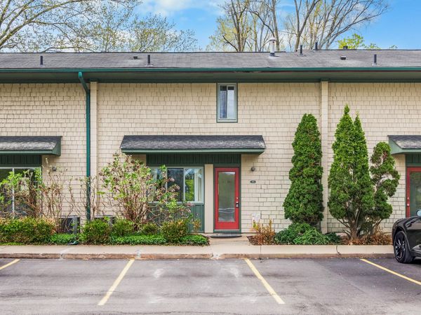 1795 Hideaway Lane, Ann Arbor, MI 48105