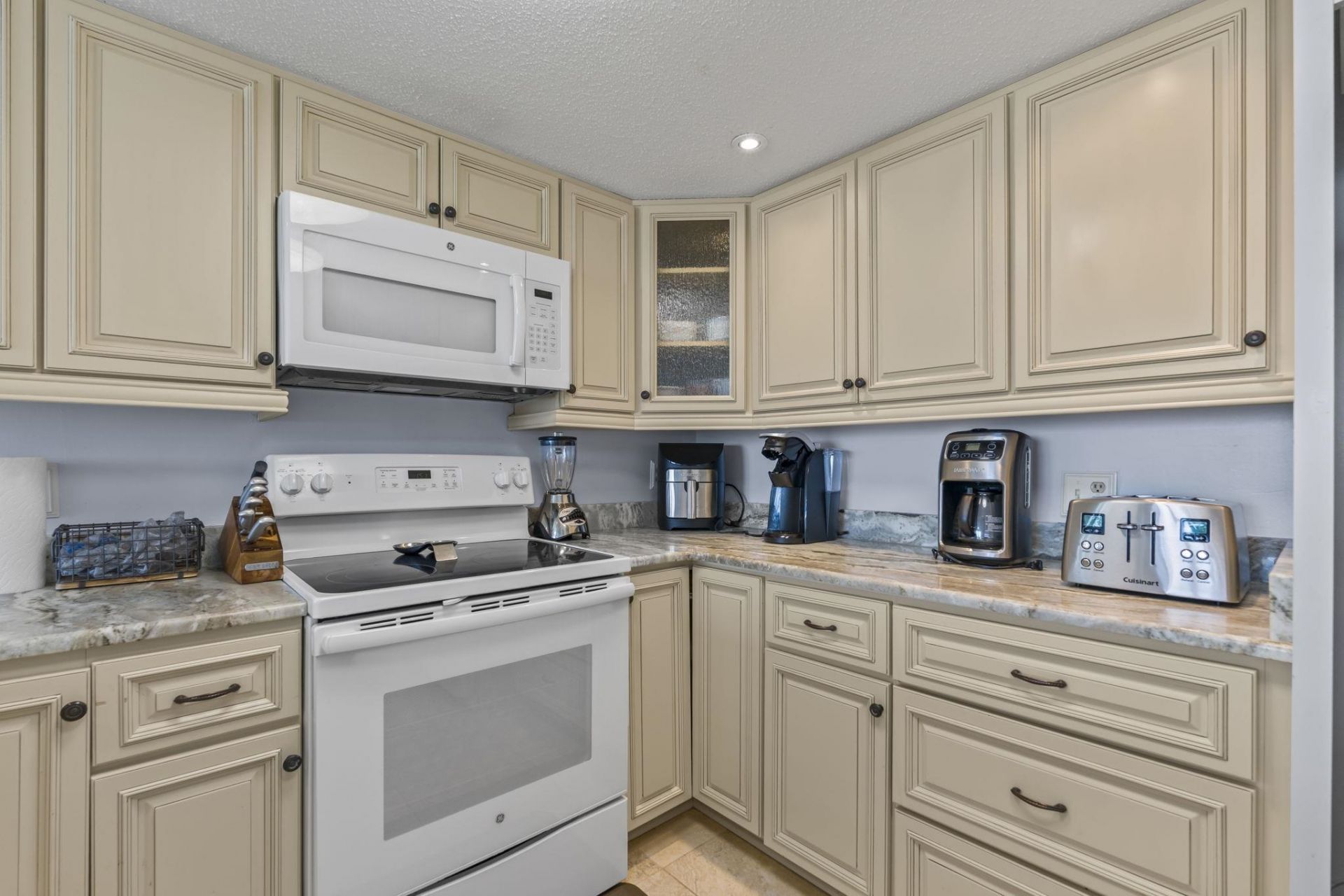 1108 N Waccamaw Dr.  Photo 12