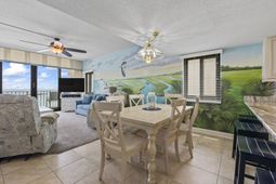 1108 N Waccamaw Dr.  photo 4