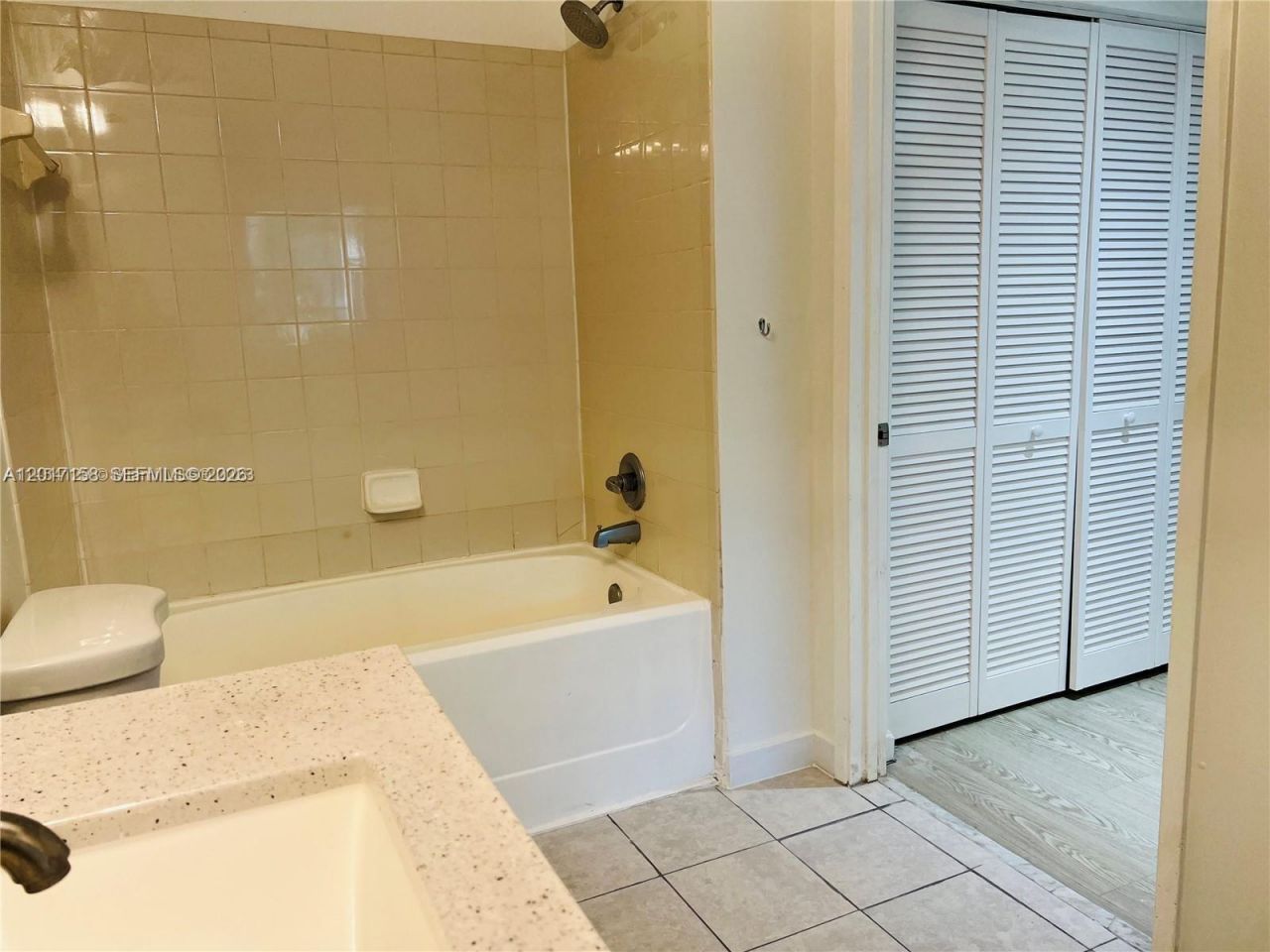 1900 Van Buren St , Unit 111B, Hollywood, FL 33020 Photo