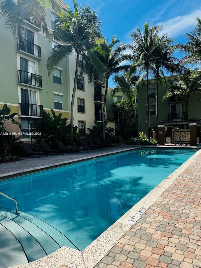 1900 Van Buren St , Unit 111B, Hollywood, FL 33020 Photo