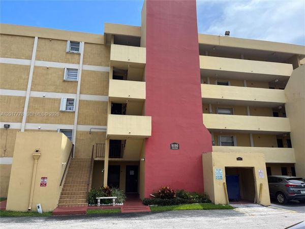 9190 Fontainebleau Blvd , Unit 202, Miami, FL 33172
