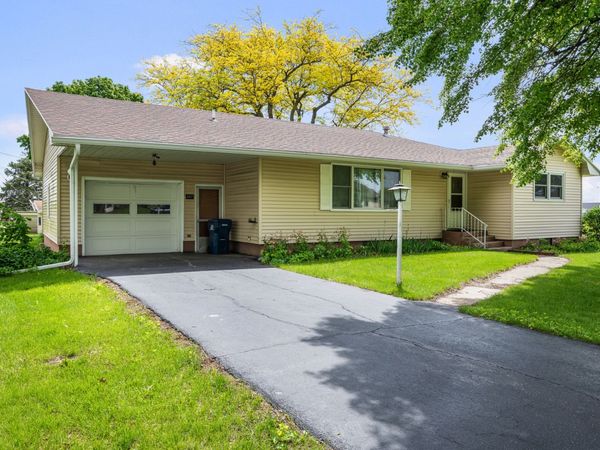 507 S Depot Street , Annawan, IL 61234