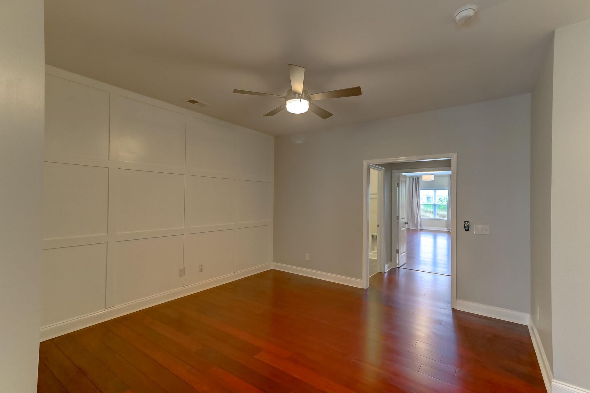 2069 Kings Gate Photo 13
