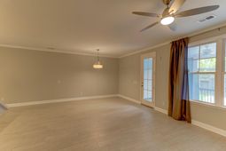 2069 Kings Gate photo 4