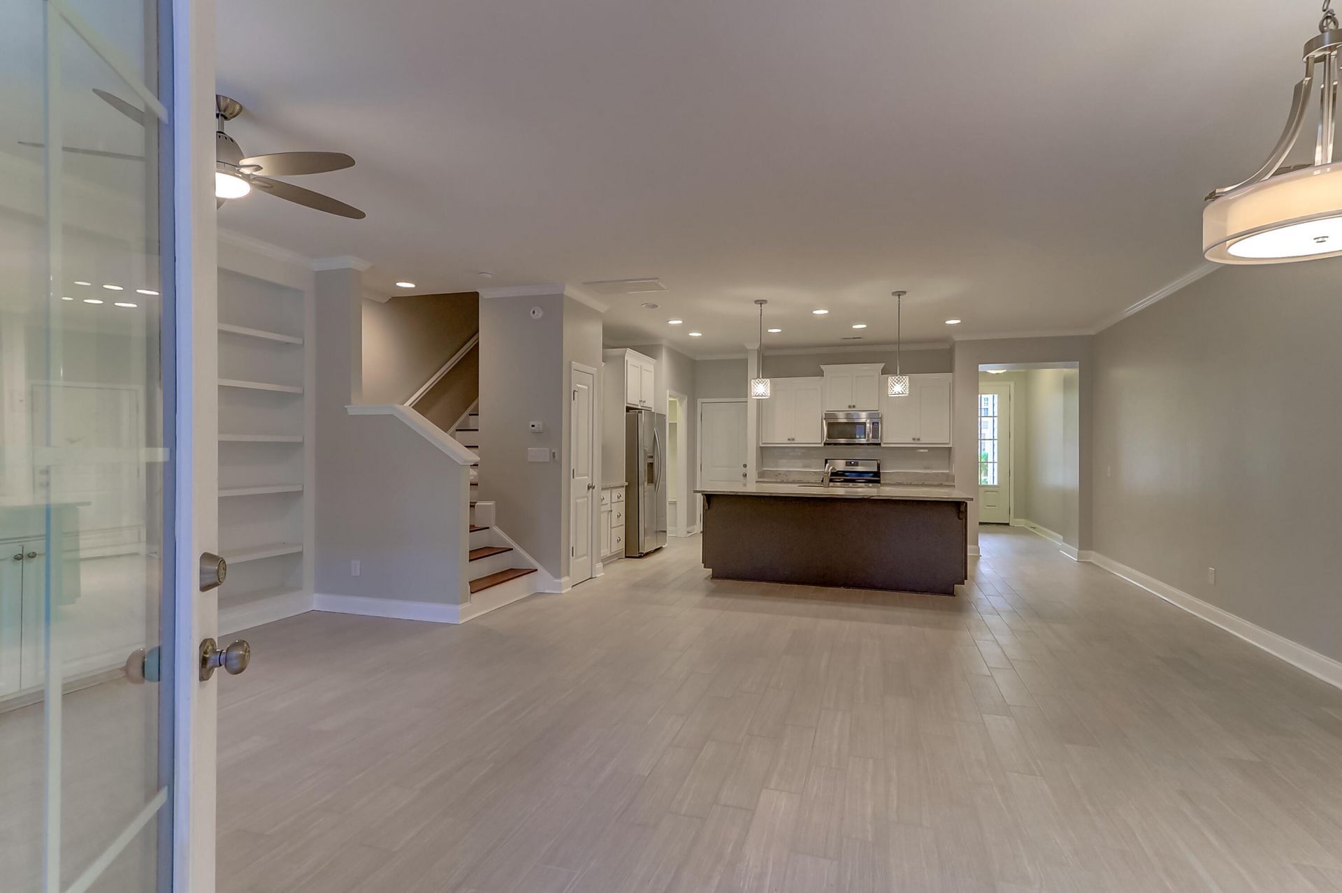 2069 Kings Gate Photo 5