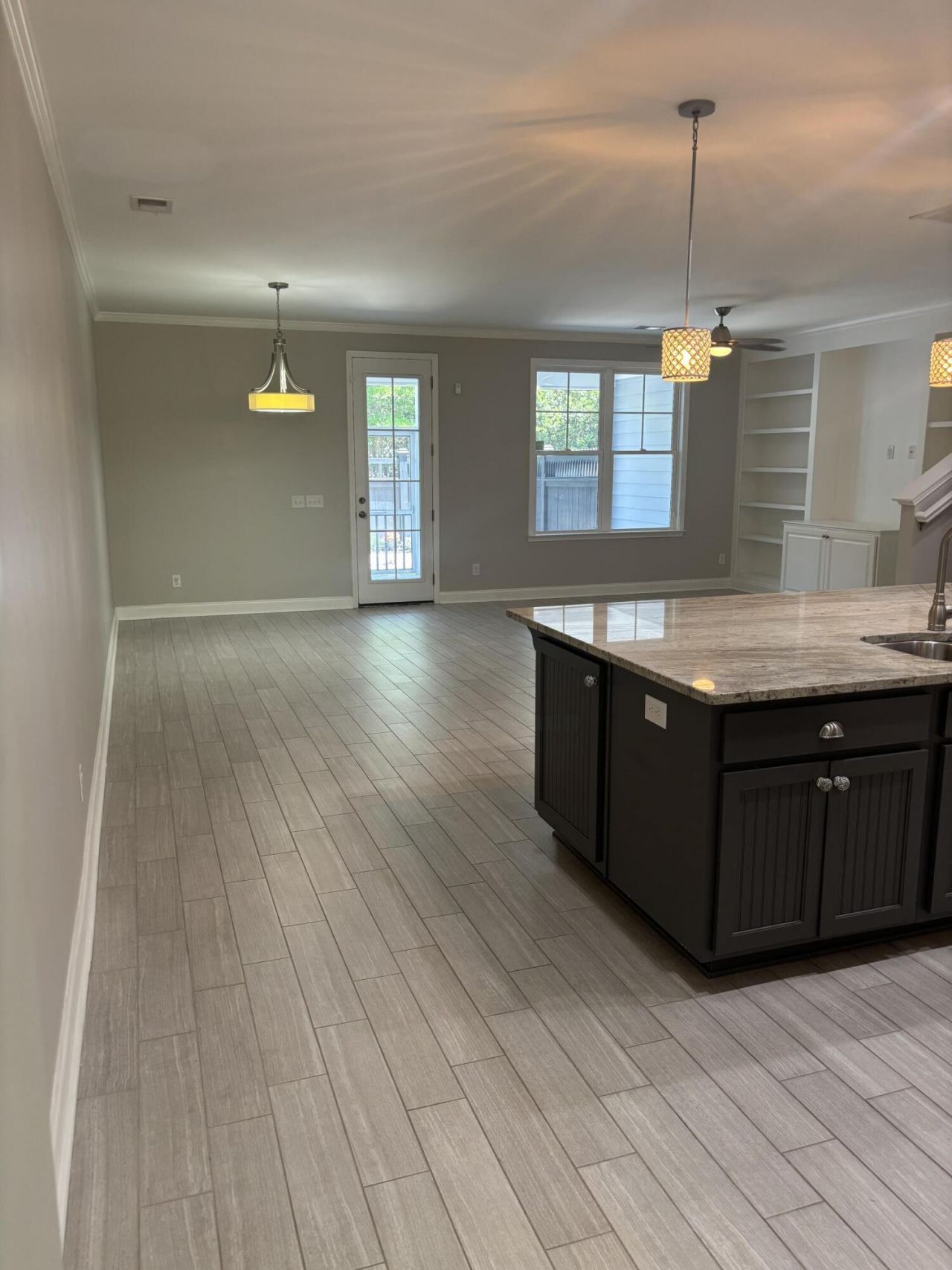2069 Kings Gate Photo 6