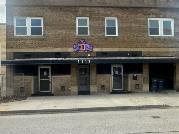 1318 Warrensville Center Road , Cleveland Heights, OH 44121