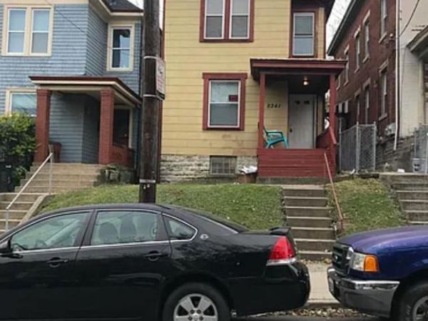 2341 Stratford Avenue, Cincinnati, OH 45219