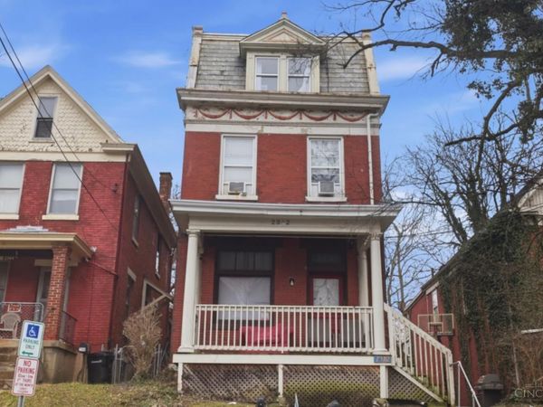 2342 Stratford Avenue, Cincinnati, OH 45219