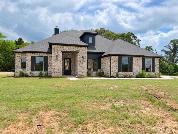 13836 Cedar Hill Lane, Tyler, TX 75704