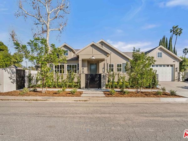 4912 Beeman Avenue, Valley Village, CA 91607