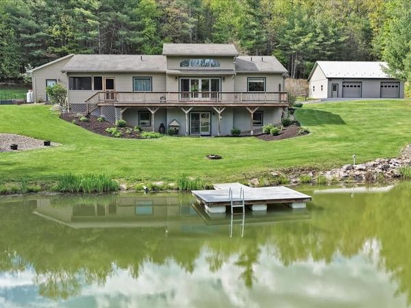 81 STUMP LANE , PINE GROVE, PA 17963
