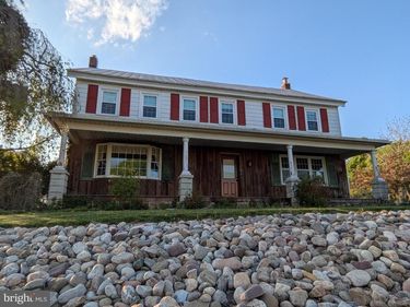 8690 JONESTOWN ROAD , GRANTVILLE, PA 17028