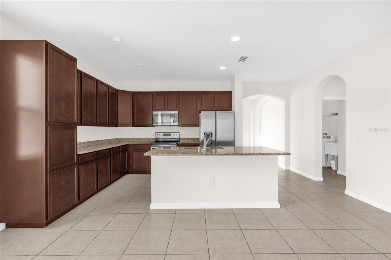 16780 Meadows Street , Clermont, FL 34714 Photo