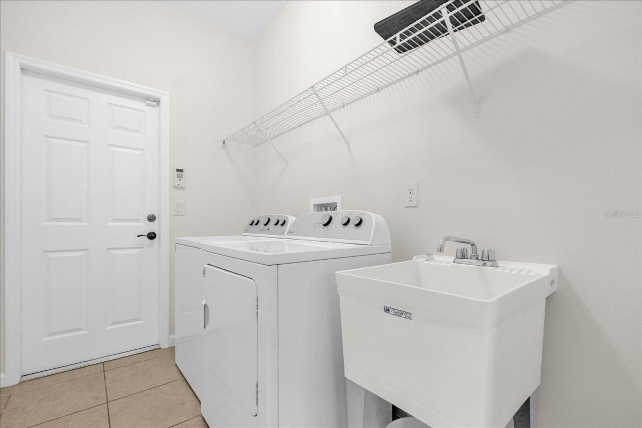 16780 Meadows Street , Clermont, FL 34714 Photo