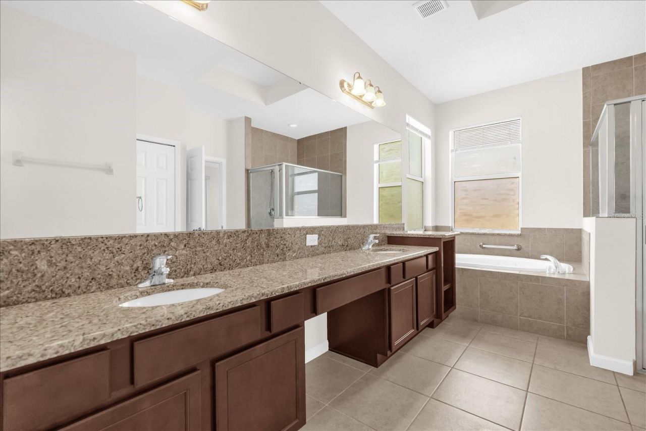 16780 Meadows Street , Clermont, FL 34714 Photo