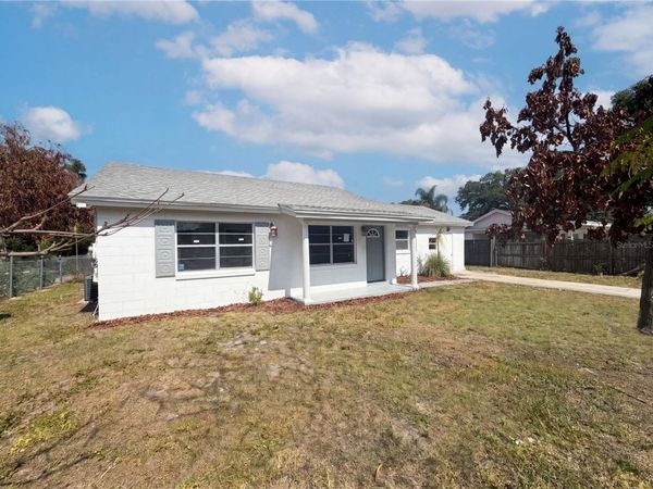 1100 CAREFREE COVE DRIVE , WINTER HAVEN, FL 33881