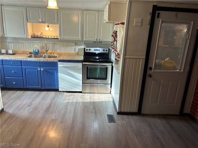 610 Orrville Street NW, Massillon, OH 44647 Photo 8