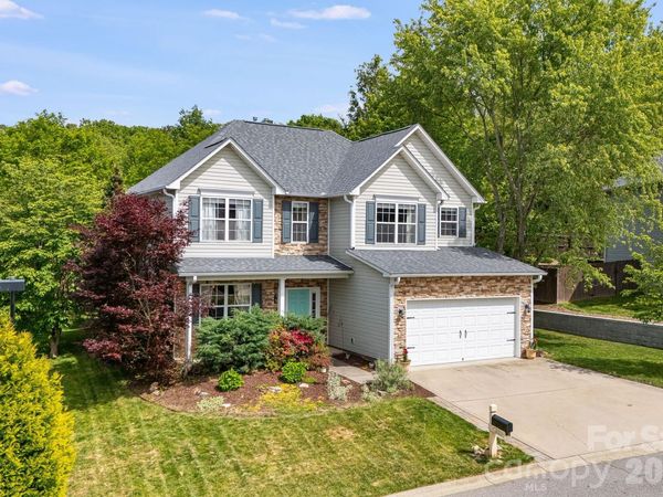 20 Stone River Drive, Asheville, NC 28804