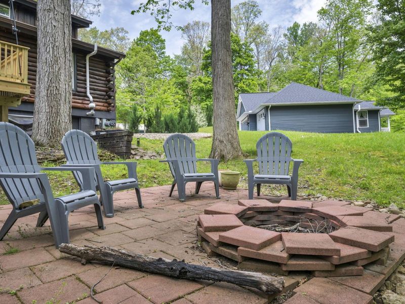 410 Apple Hill Drive N, Howard, OH 43028 Photo 17