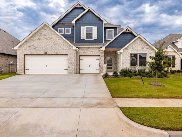 2913 E Northampton Street, Broken Arrow, OK 74014