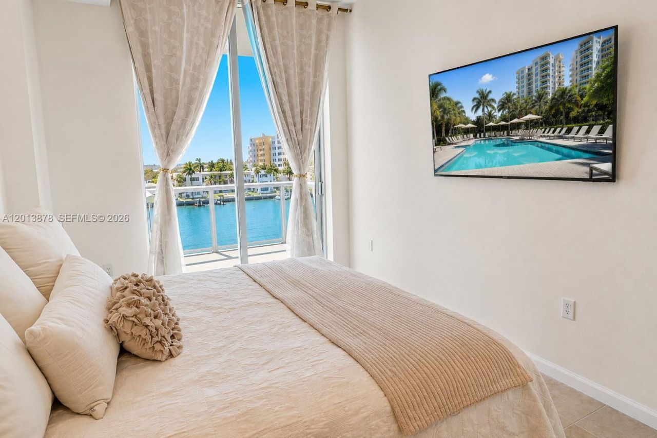 7930 East Dr, Unit 506, North Bay Village, FL 33141 Photo