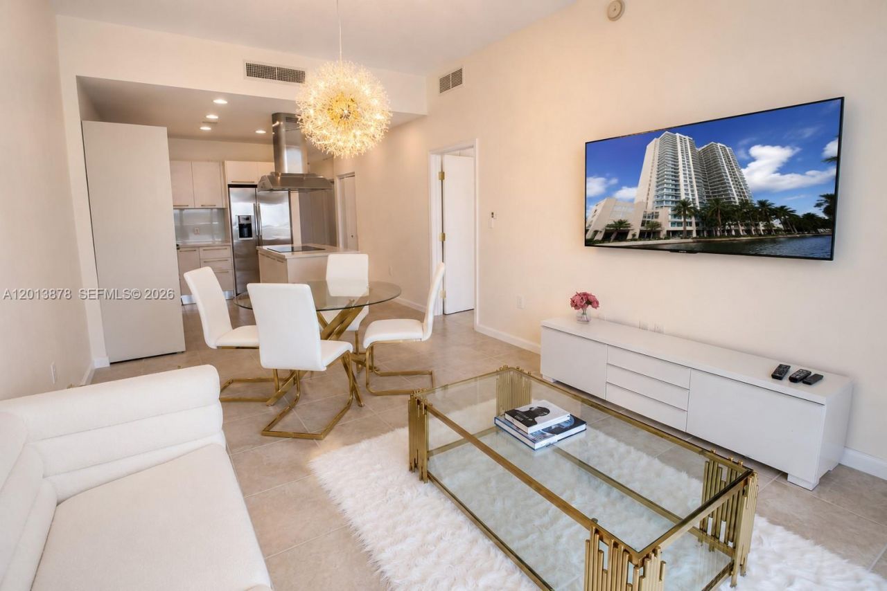 7930 East Dr, Unit 506, North Bay Village, FL 33141 Photo