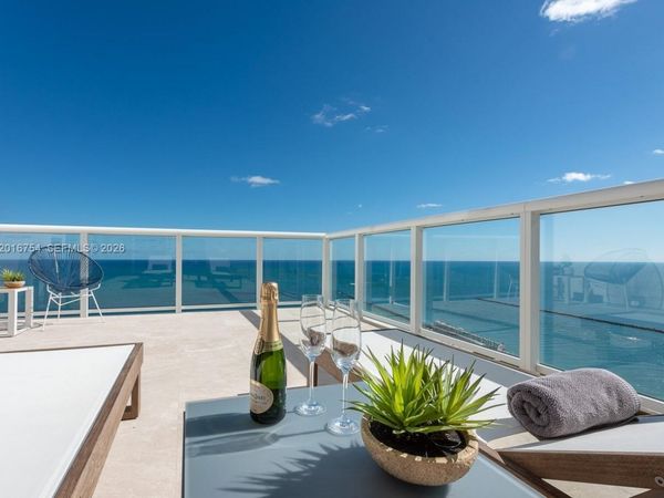 50 S Pointe Dr , Unit 3302, Miami Beach, FL 33139